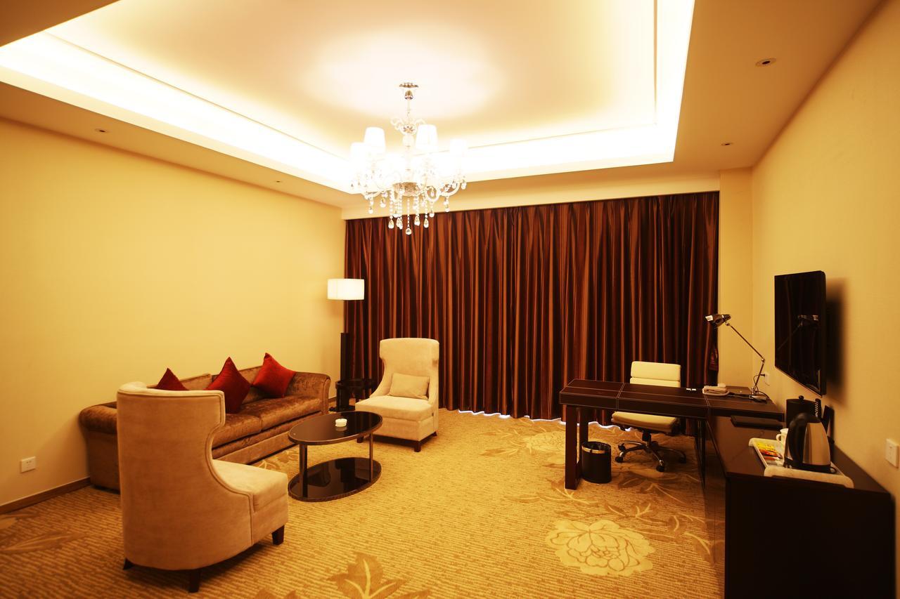 Shenglong Jianguo Hotel Haiyang Exterior foto